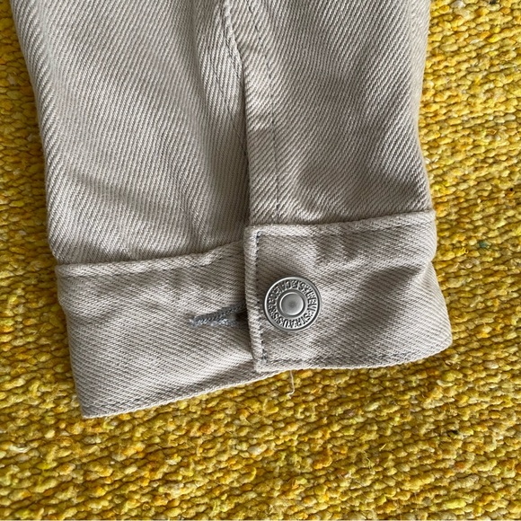 Levi's Premium Original Trucker Denim Jacket Womens Beige Stone Color Size Small - Picture 6 of 8